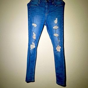 Curvy High-Rise Jeans Leggins Hollister for woman. Size 5R.